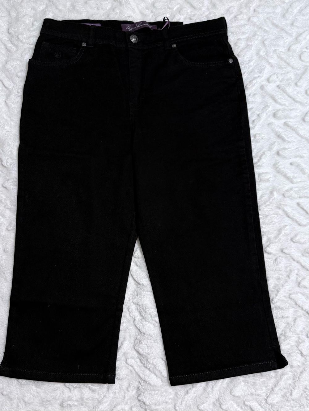 Gloria Vanderbilt Amanda Capris Black - Size 10Petite - NWT - Picture 2 of 15